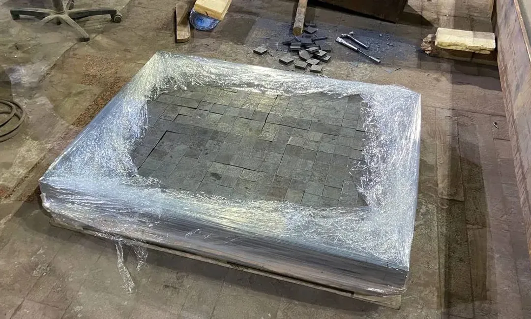 Стальная пластина