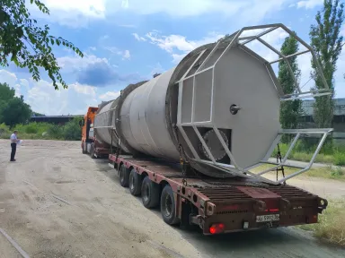 Емкости для хранения щелочи со змеевиком