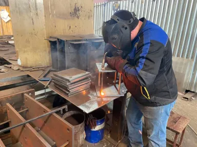 Закладные детали для клиента