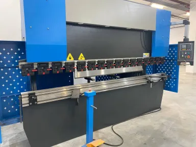 Гибка корпуса промышленного оборудования