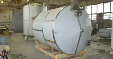 Изготовление вертикальных реакторов для химических процессов